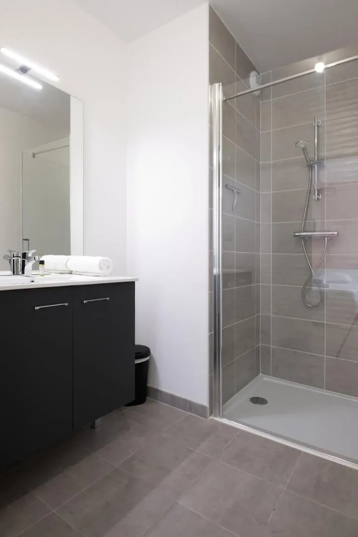 Le Normand- Appartement Neuf, 3 Chambres, Terrasse Rennes Francia